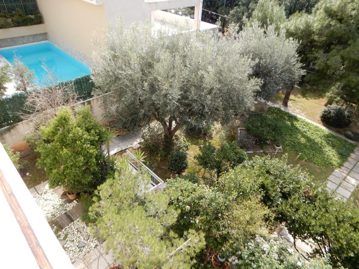 Comfortable Garden Apt Near Vouliagmeni Beach Αθήνα Εξωτερικό φωτογραφία